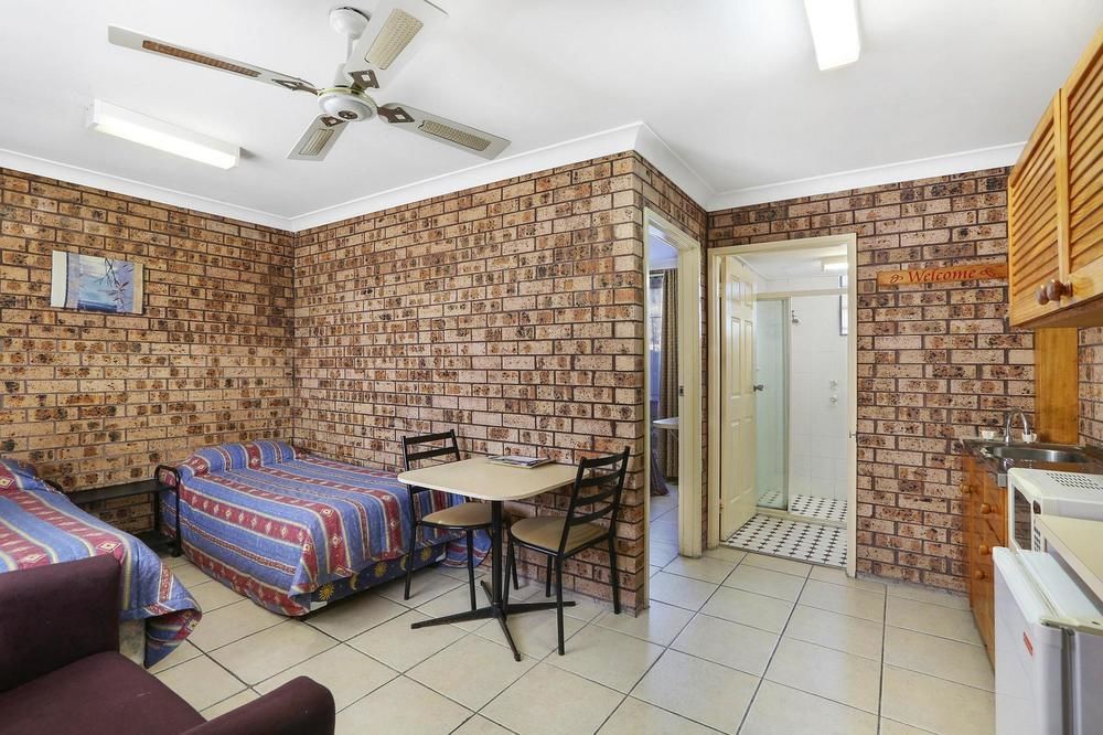 Buccaneer Motel Entrance Bagian luar foto